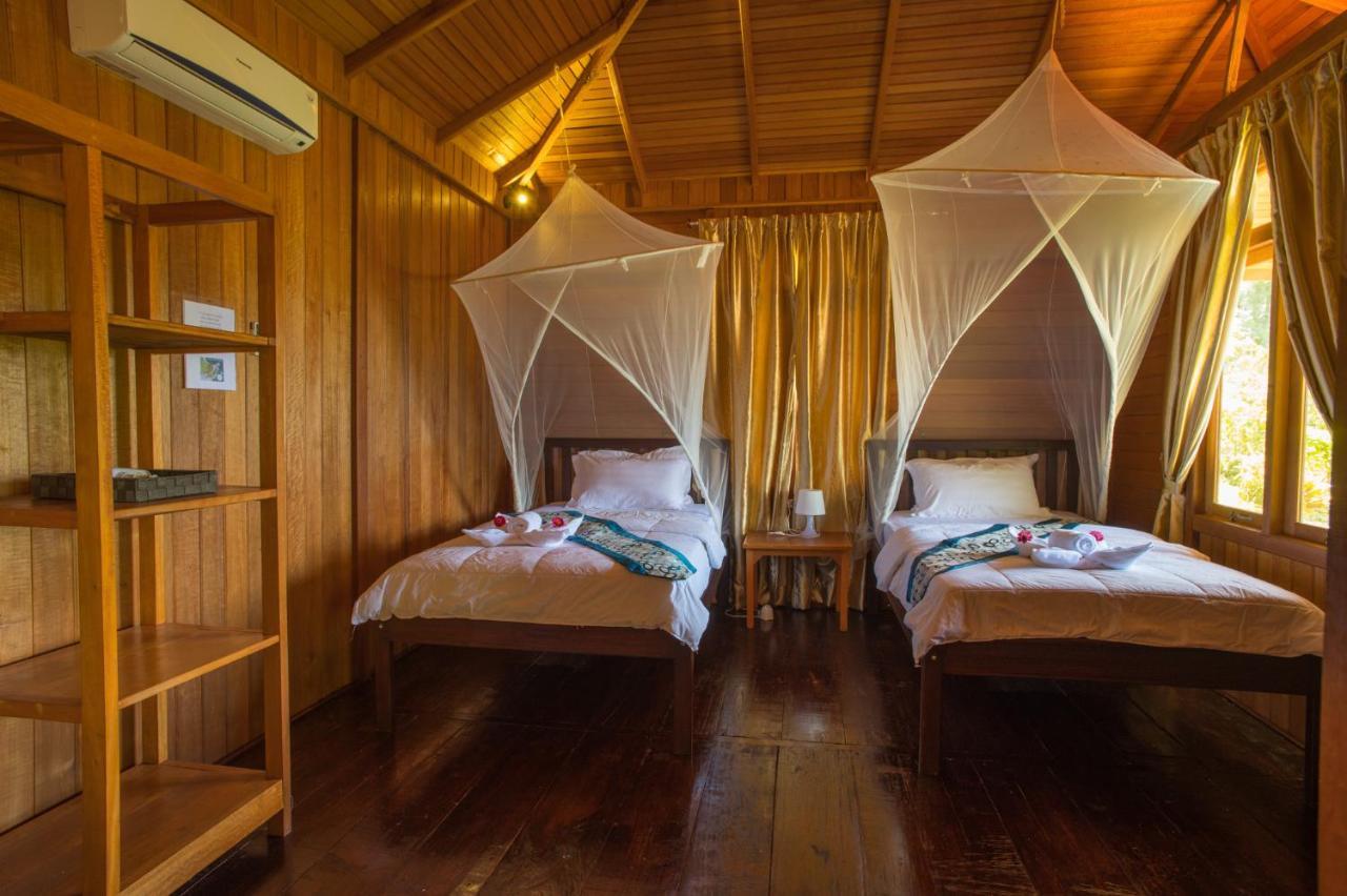 K2 Lembeh Dive Resort Bitung Exterior foto